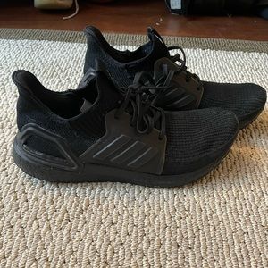 Men’s size 9.5 adidas ultra boosts